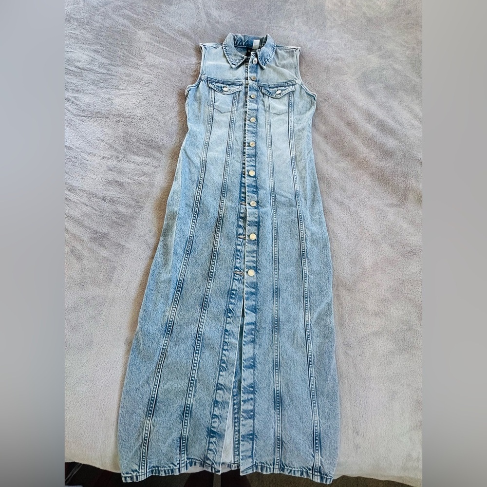 H&M Women’s Blue Denim Midi Dress Size S